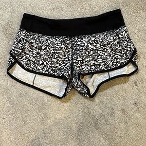 Lululemon Speed Short *4-way Stretch 2.5"